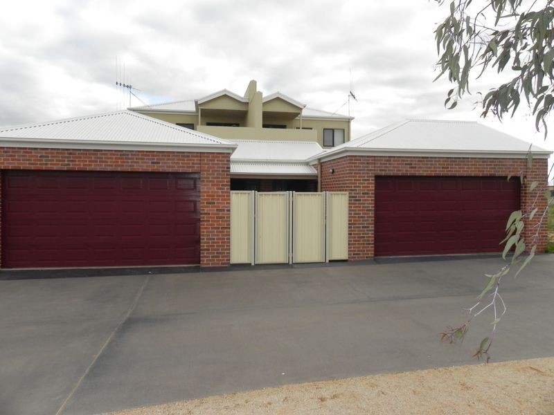 6 Tower Avenue, Swan Hill VIC 3585