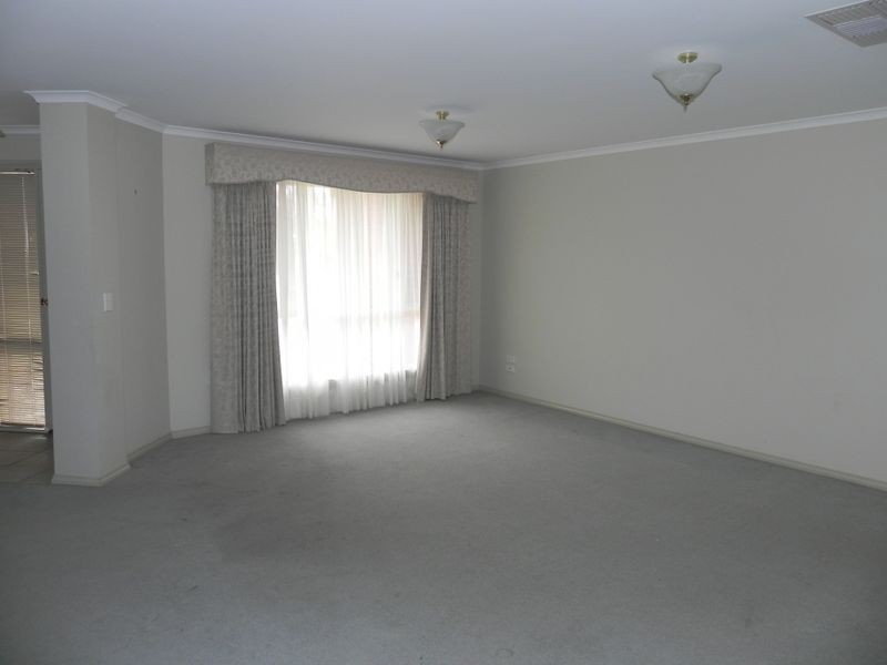 15 Adams Road, Swan Hill VIC 3585