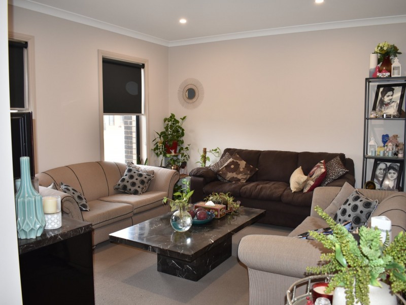 12 Sandalwood Avenue, Swan Hill VIC 3585