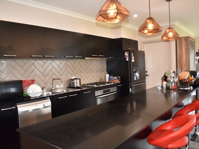 12 Sandalwood Avenue, Swan Hill VIC 3585