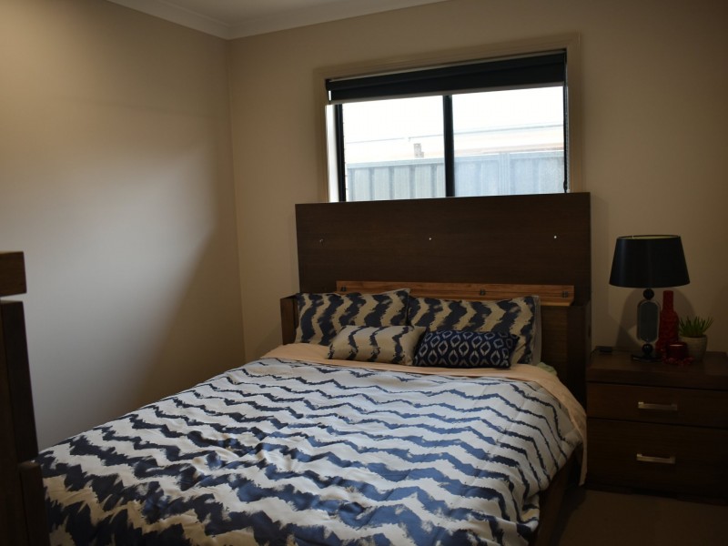 12 Sandalwood Avenue, Swan Hill VIC 3585