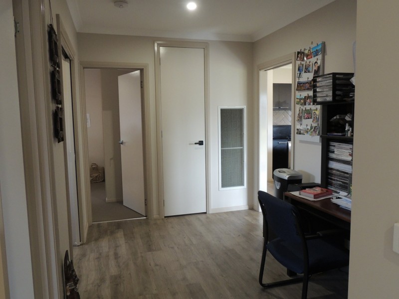 12 Sandalwood Avenue, Swan Hill VIC 3585