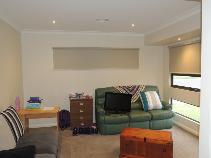 2 Merit Crescent, Swan Hill VIC 3585