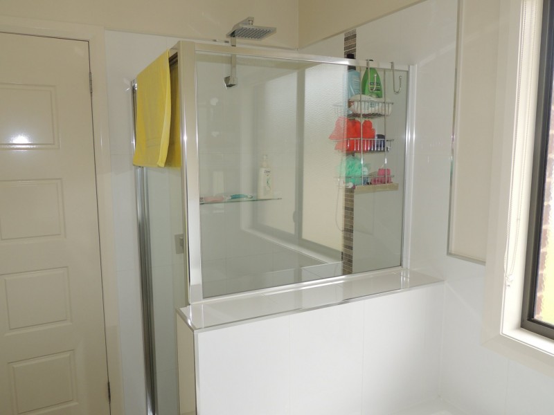 2 Merit Crescent, Swan Hill VIC 3585