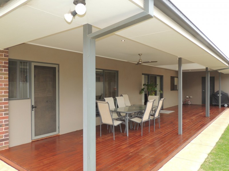 2 Merit Crescent, Swan Hill VIC 3585