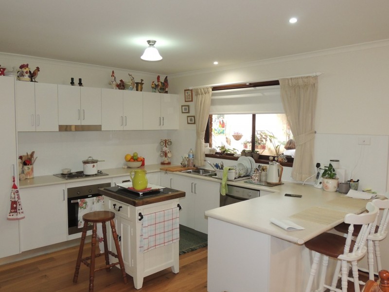 62 Parkview Drive, Swan Hill VIC 3585