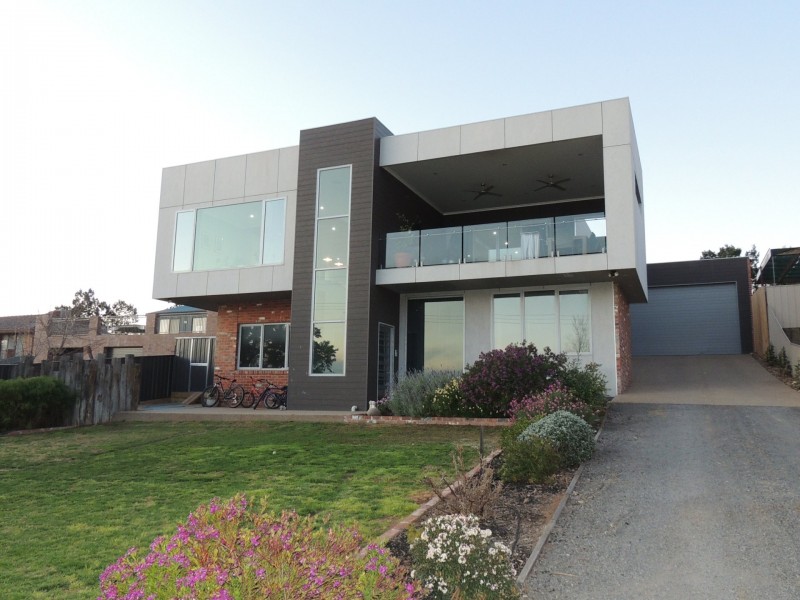 383 Lakeside Drive, Lake Boga VIC 3584