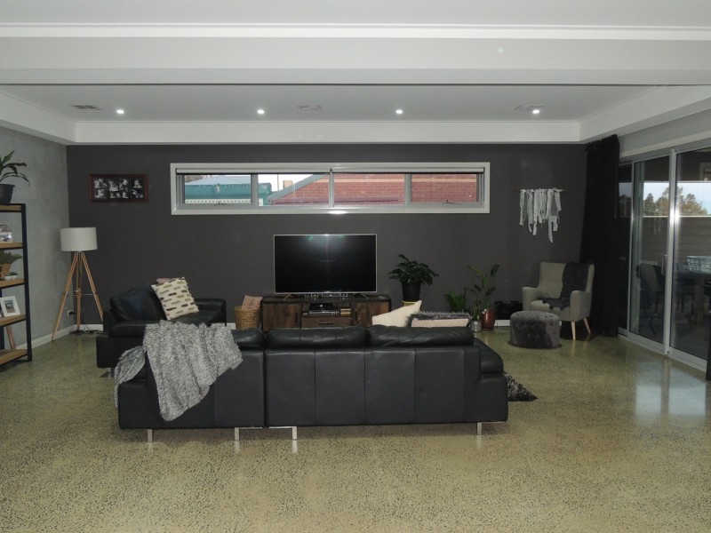 383 Lakeside Drive, Lake Boga VIC 3584