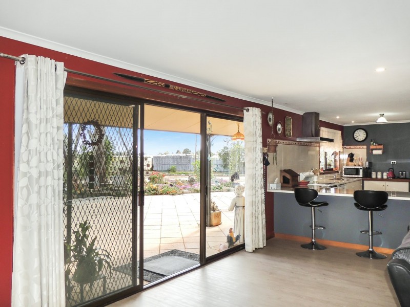 41 Murray Street, Lake Boga VIC 3584