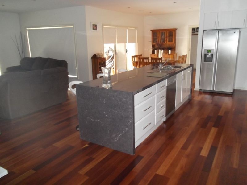 12 Sugarwood Avenue, Swan Hill VIC 3585