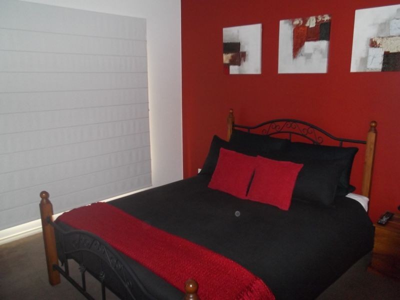 12 Sugarwood Avenue, Swan Hill VIC 3585