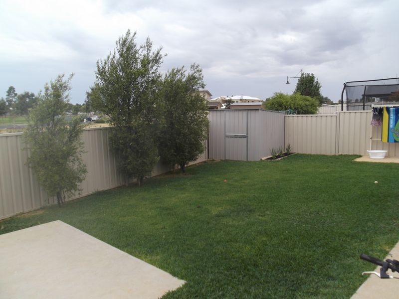 12 Sugarwood Avenue, Swan Hill VIC 3585