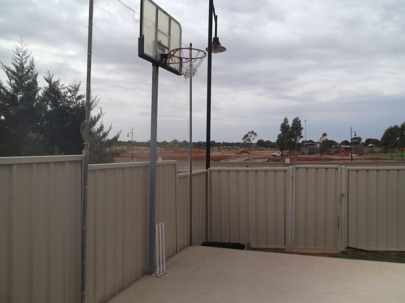 12 Sugarwood Avenue, Swan Hill VIC 3585