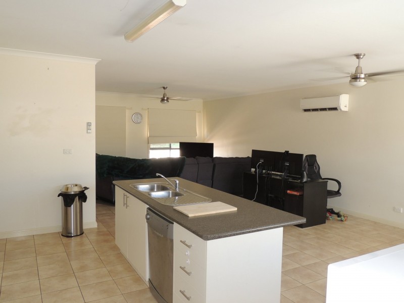 9 Staley Court, Swan Hill VIC 3585