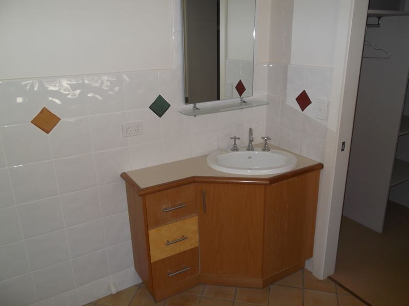 2/102 Gray Street, Swan Hill VIC 3585