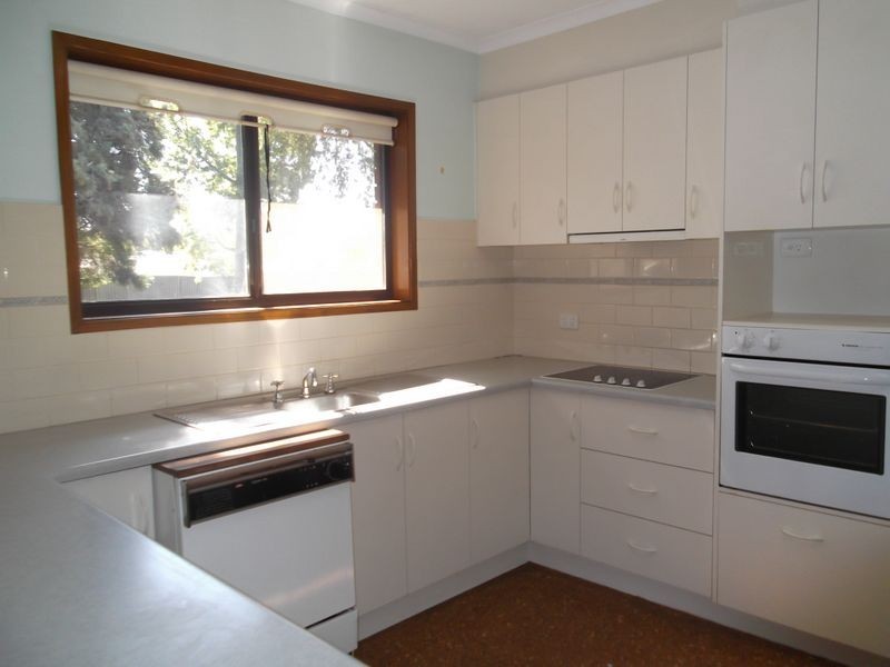 16 Werril Street, Swan Hill VIC 3585