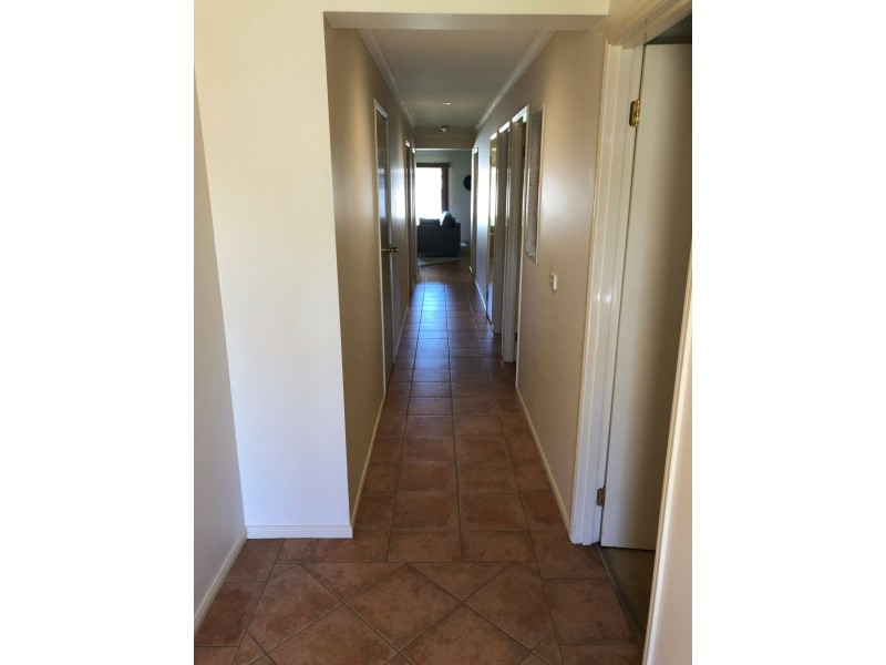 5 Gaethan Drive, Swan Hill VIC 3585