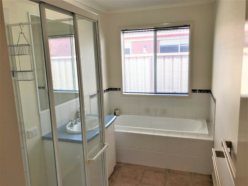 5 Gaethan Drive, Swan Hill VIC 3585