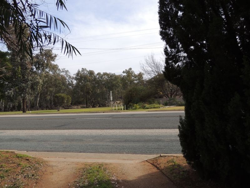 75 Murray Street, Tooleybuc NSW 2736