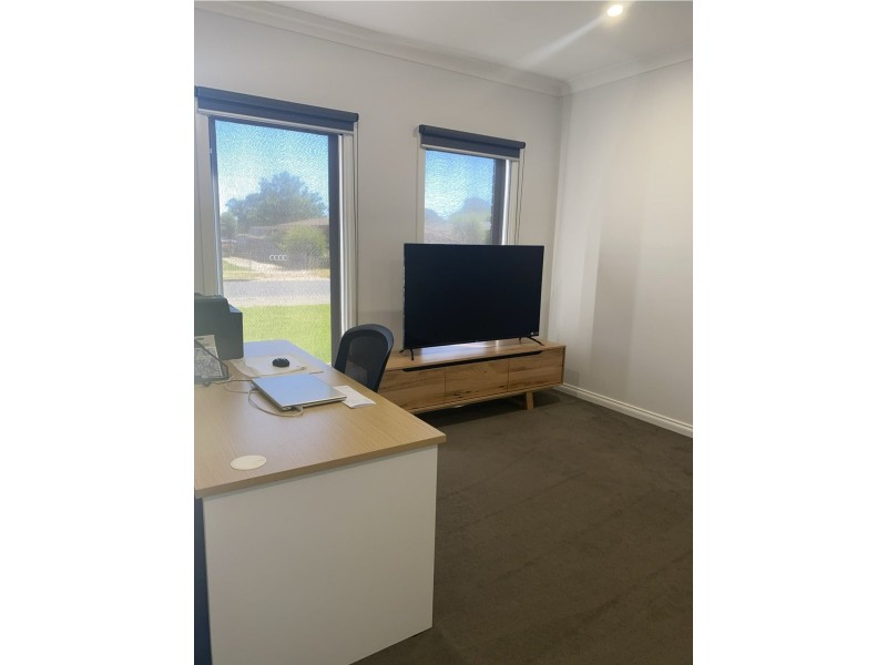 25 Adams Road, Swan Hill VIC 3585