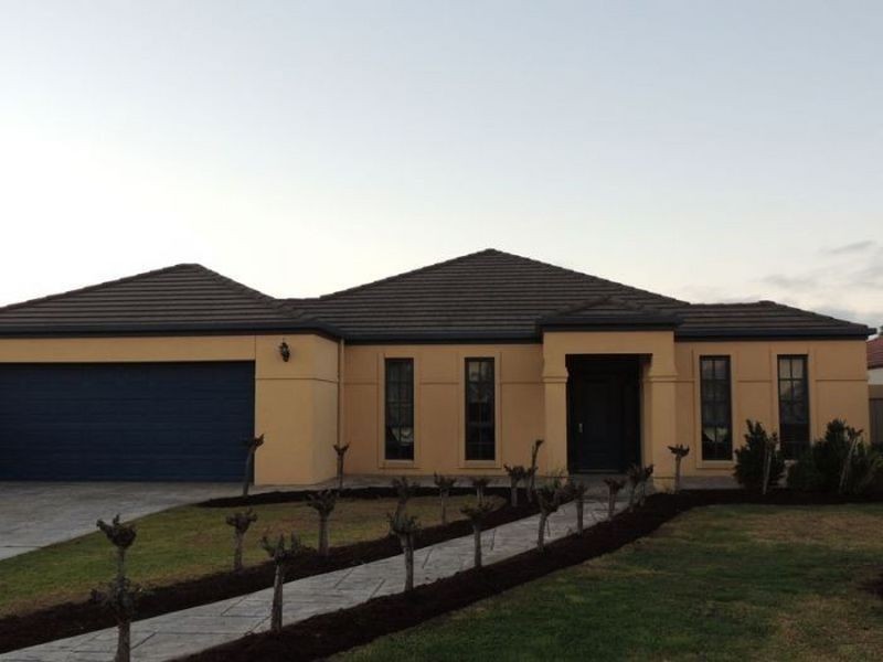 49 Poole Boulevard, Swan Hill VIC 3585