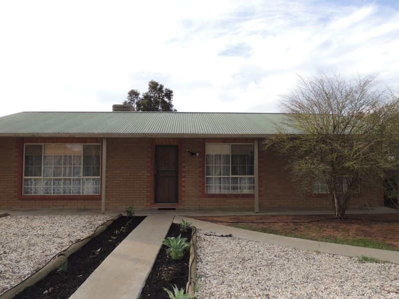 9 Ledwidge Court, Swan Hill VIC 3585