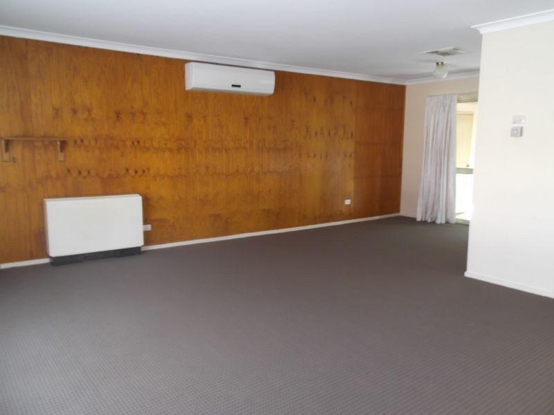 9 Ledwidge Court, Swan Hill VIC 3585