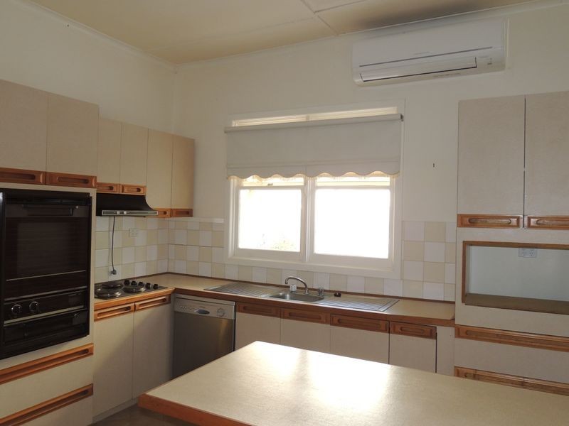 39 Gray Street, Swan Hill VIC 3585