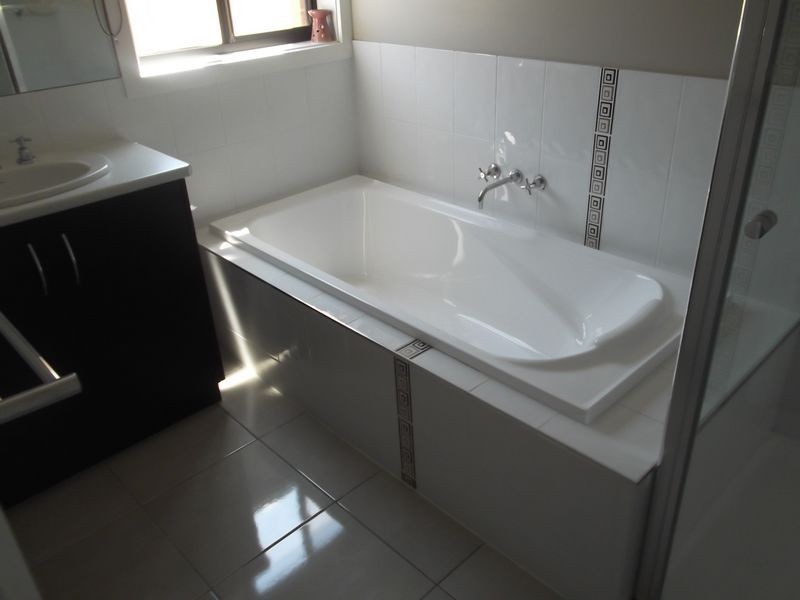 30 Dumosa Drive, Swan Hill VIC 3585