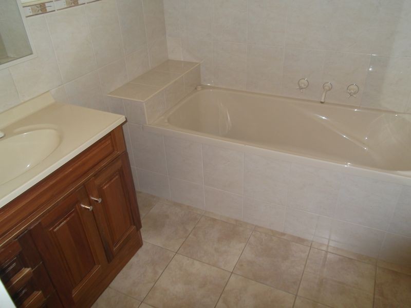 9 Staley Court, Swan Hill VIC 3585