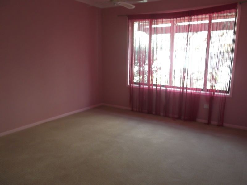 33 Mellor Grove, Swan Hill VIC 3585