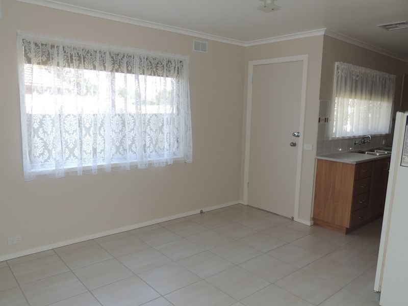 43 Harrison Crescent, Swan Hill VIC 3585