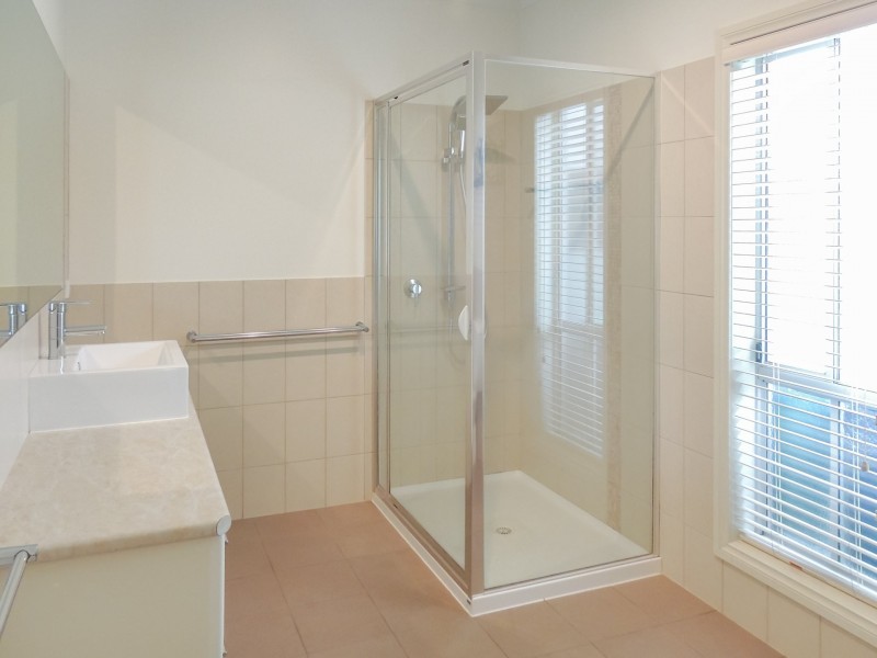 12 Sugarwood Avenue, Swan Hill VIC 3585