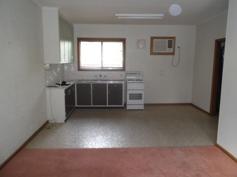 4/14 Gillespie Street, Swan Hill VIC 3585