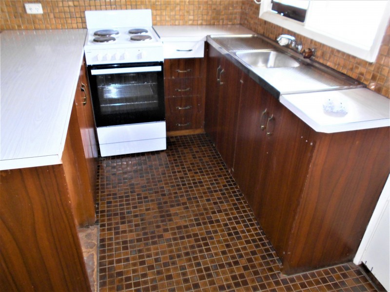 Flat 1/1-3 Werril Street, Swan Hill VIC 3585