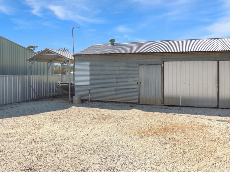 122 Stradbroke Avenue, Nyah VIC 3594