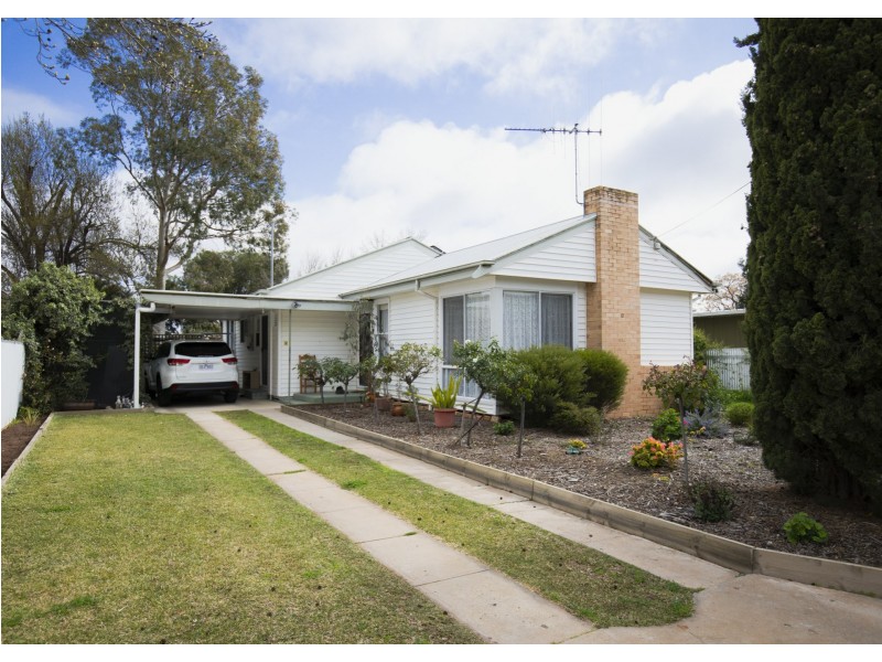 12 Dunstone Street, Swan Hill VIC 3585