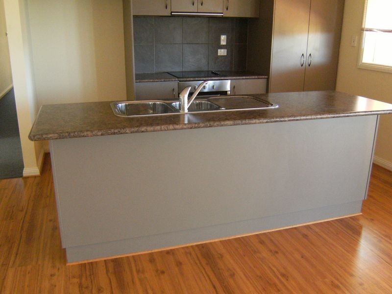 14 Sugarwood Avenue, Swan Hill VIC 3585