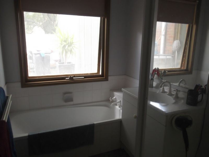 11 Dallas Street, Lake Boga VIC 3584