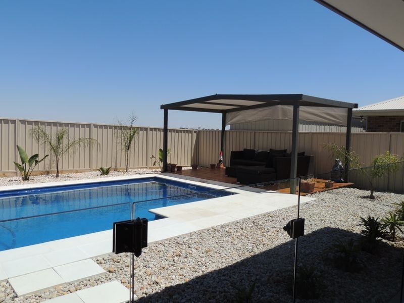 25 Boobialla Drive, Swan Hill VIC 3585