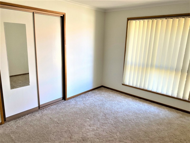 2/12 Poole Boulevard, Swan Hill VIC 3585