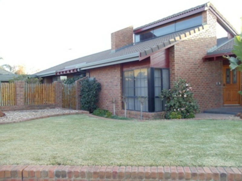 9 Goyne Crescent, Swan Hill VIC 3585