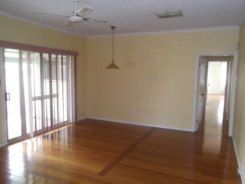 12 Donnington Street, Swan Hill VIC 3585