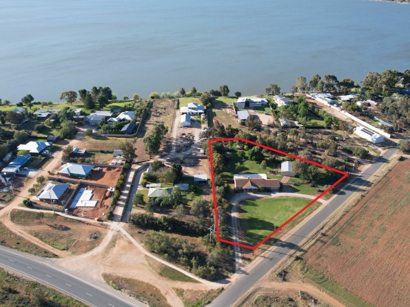 1-19 Hayes Road, Lake Boga VIC 3584