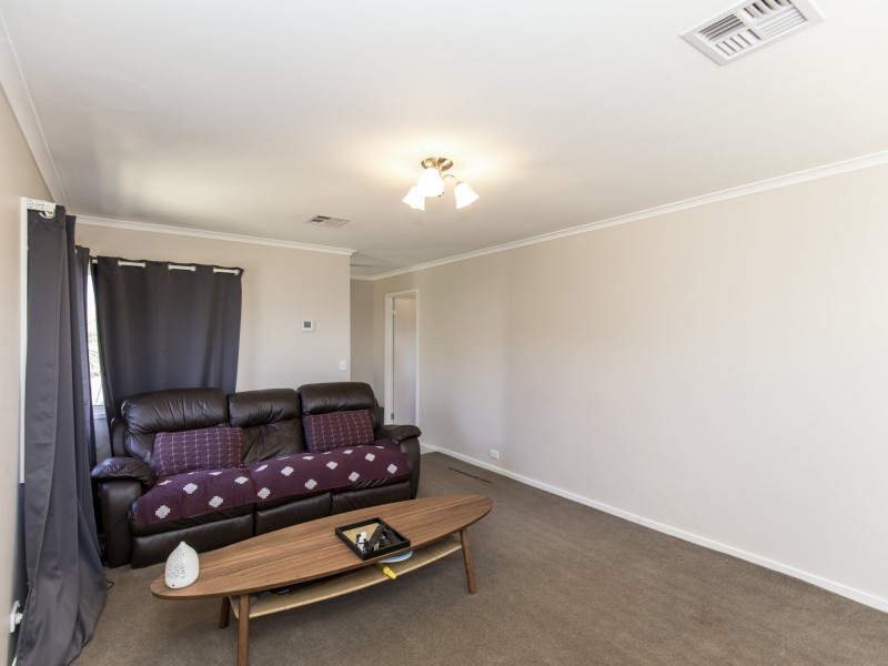 43 Harrison Crescent, Swan Hill VIC 3585