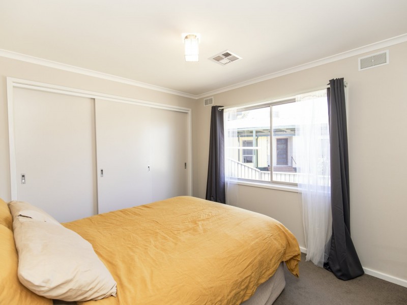 43 Harrison Crescent, Swan Hill VIC 3585