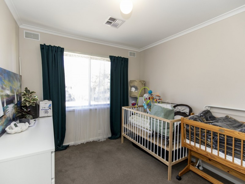 43 Harrison Crescent, Swan Hill VIC 3585