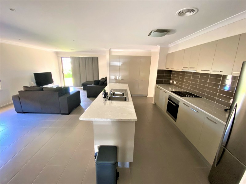 6 Sugarwood Avenue, Swan Hill VIC 3585