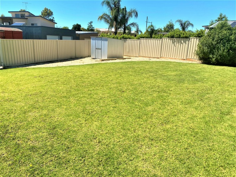 6 Sugarwood Avenue, Swan Hill VIC 3585