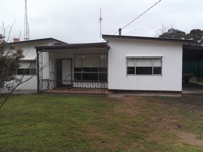 25 Gray Street, Nyah West VIC 3595